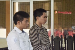 Pháp luật - Chém đối thủ gục tại chỗ vì "cay" người yêu mình ngồi cạnh