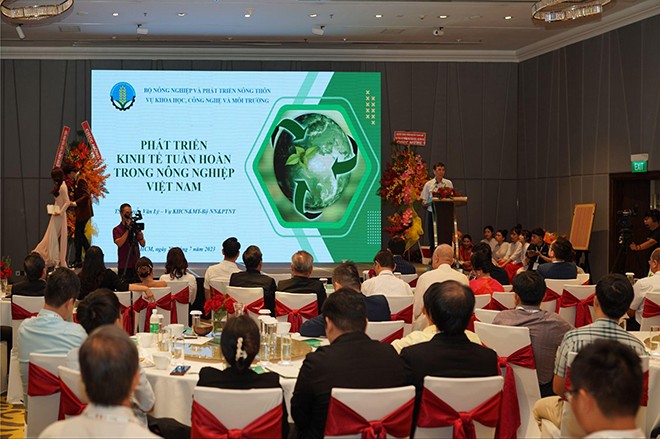 Tiến sỹ Nguyễn Văn lý – Vụ KHCN&amp;MT Bộ NN &amp; PTNT