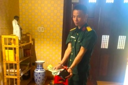 Pháp luật - Đại uý "dỏm" vào chùa trộm tiền