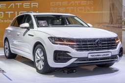 Tin tức ô tô - Volkswagen Touareg giảm giá "khủng" tới 225 triệu đồng tặng kèm phụ kiện