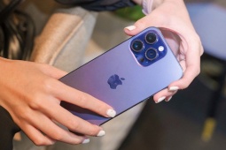 Thời trang Hi-tech - Cái kết sau nhiều tháng diễn ra "cuộc chiến" smartphone, laptop giá rẻ