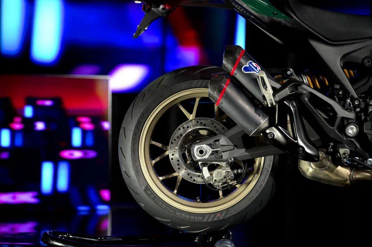 "Quỷ đỏ" Ducati Monster phiên bản kỷ niệm 30 năm ra mắt, có tiền chưa chắc mua được! - 7