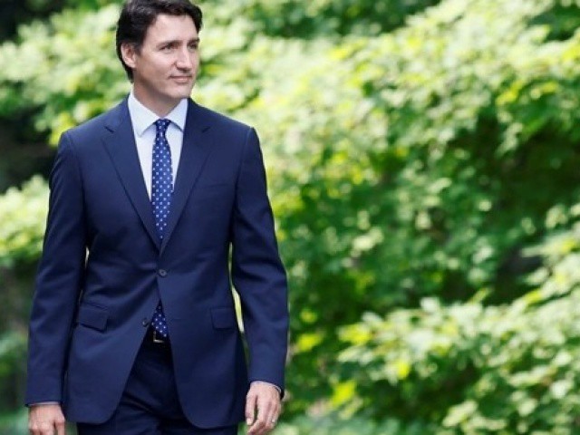 Thủ tướng Canada ”thay máu” nội các sau cuộc thăm dò đáng lo ngại