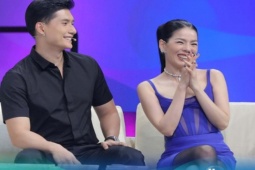 Giải trí - Lệ Quyên, Lâm Bảo Châu lần đầu nắm tay nhau lên sóng truyền hình