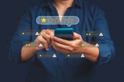 Công nghệ thông tin - Đổi thương hiệu thành X, Twitter bị người dùng "khủng bố" đánh giá