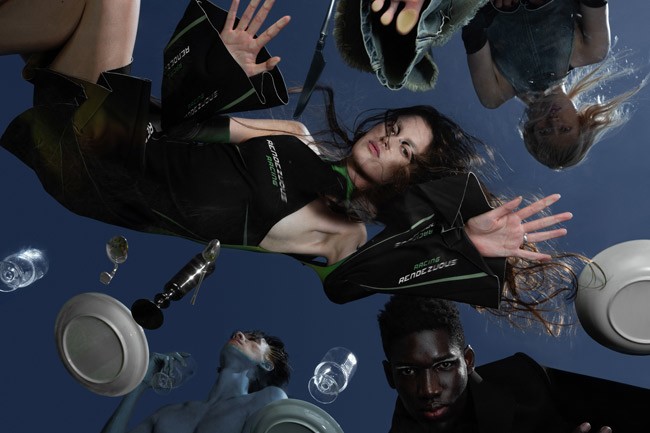 Khác với năm trước, C.Dam mong muốn tìm kiếm sự đa dạng của các người mẫu cho show diễn qua hình thức Online Casting Call, được khởi động từ đầu tháng 7. Quỳnh Anh Shyn và C.Dam không tìm kiếm những người mẫu với hình thể đẹp nhất, mà mong muốn được gặp gỡ với những “tiểu vũ trụ” cá tính, có màu sắc riêng biệt không thể trộn lẫn. 