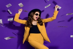 Phi thường - kỳ quặc - Được tặng vé số dịp sinh nhật, người phụ nữ may mắn trúng hơn 40 tỷ đồng