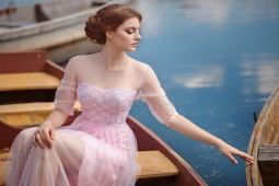 Làm đẹp - 2 "bóng hồng 10X Belarus" sở hữu nhan sắc kiều diễm, khiến lòng người say đắm