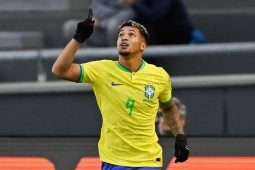 Bóng đá - MU săn thêm tiền đạo: Chiêu mộ "Rô béo đệ nhị", quyết đấu Roma - Mourinho