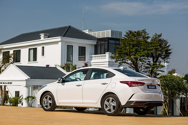 Giá xe Hyundai Accent tháng 8/2023, giảm 50% lệ phí trước bạ - 6