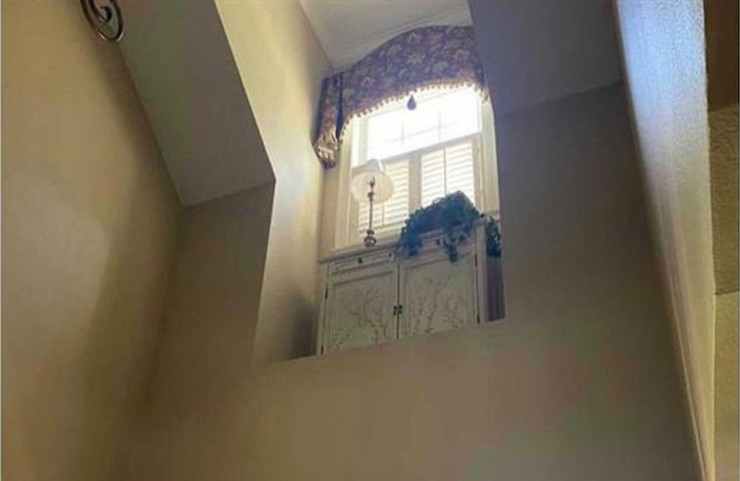 Làm thế nào mà họ có được tất cả các trang trí hành lang trên đó?&nbsp;
