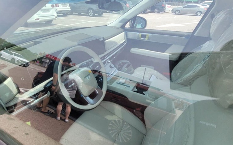 Ảnh thực tế không gian nội thất của mẫu xe Hyundai SantaFe thế hệ mới - 4