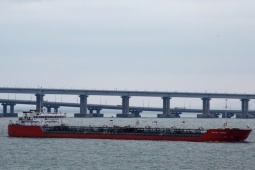 Thế giới - Tàu chở dầu bị xuồng không người lái tấn công gây hư hại ở ngoài khơi Crimea