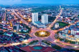 Kinh doanh - Tỉnh diện tích nhỏ nhất Việt Nam, không cảng biển, sân bay giờ giàu top đầu