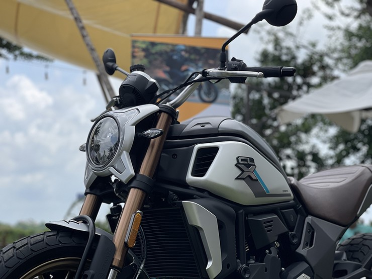 Bộ đôi xe mô tô phân khối CF thế hệ mới ra mắt tại tại Việt Nam - 4