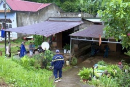 Tin tức trong ngày - Cuộc sống đảo lộn vì liên tiếp xảy ra sụt lún đất
