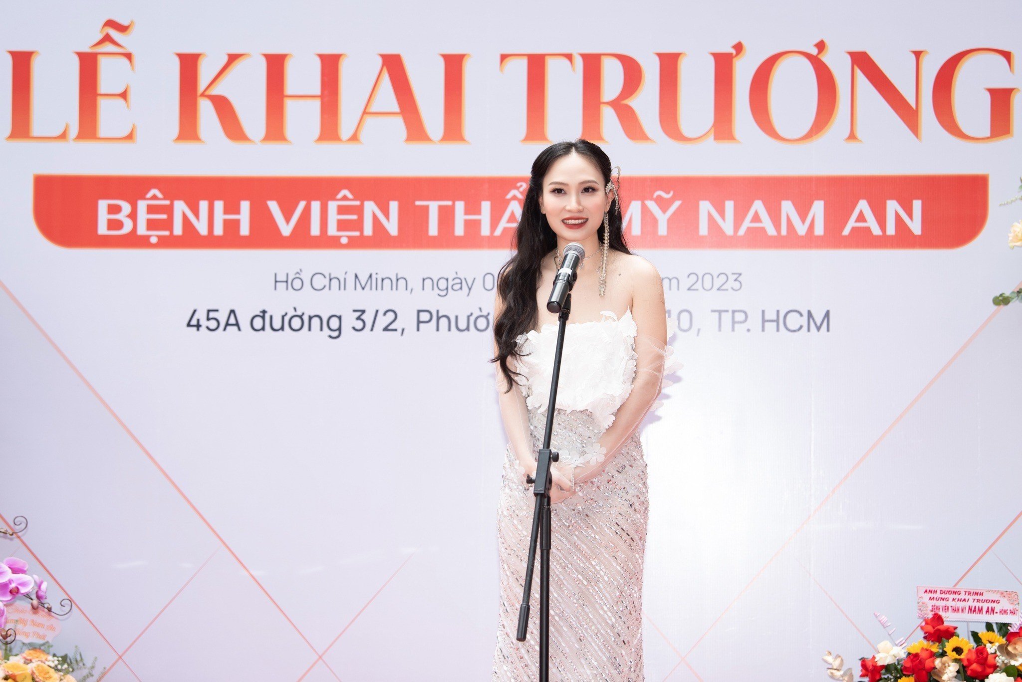 Dàn Hoa hậu, Á hậu dự khai trương bệnh viện thẩm mỹ Nam An - 6