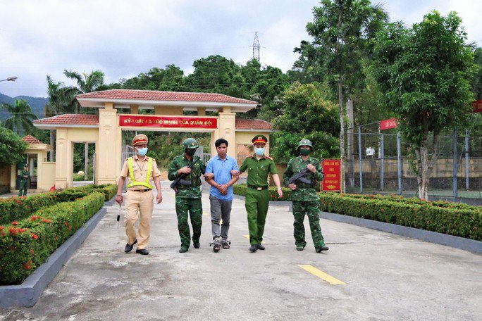Nguyễn Toàn bị lực lượng chức năng bắt giữ