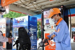 Giá xăng tăng mạnh, cần theo dõi chặt lạm phát