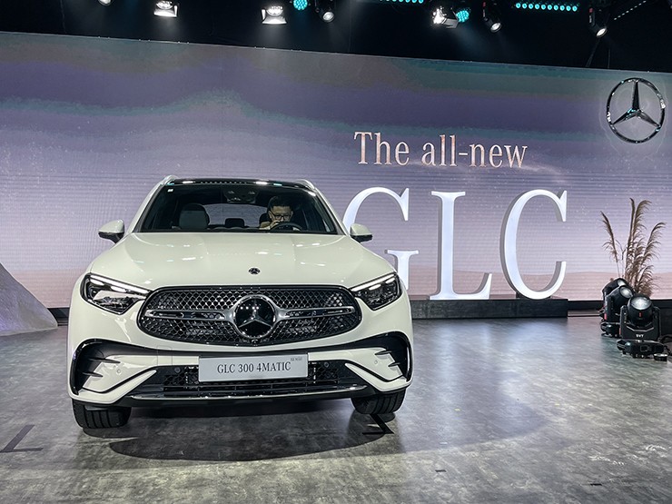 Mercedes-Benz giảm giá loạt xe chính hãng lên đến 500 triệu đồng - 2