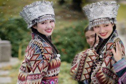 Phương Nhi quay clip hóa ”thiếu nữ Mông lấy chồng” đạt 2 triệu view, bất ngờ gây tranh cãi