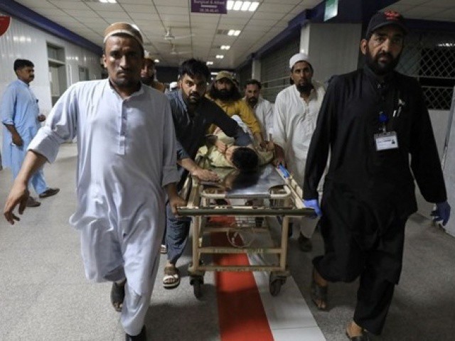Đánh bom sự kiện chính trị tại Pakistan, gần 200 người thương vong