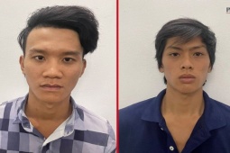 Pháp luật - 2 thanh niên chém cửa kính, camera nhà dân đã bị bắt