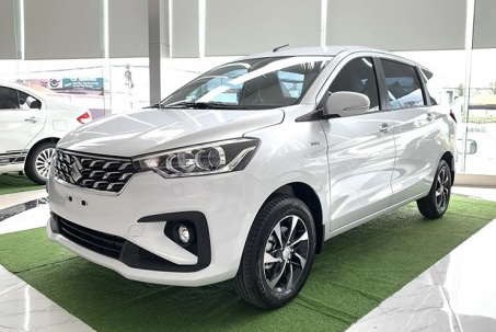 Suzuki Ertiga Hybrid được ưu đãi chính hãng đến 100 triệu đồng