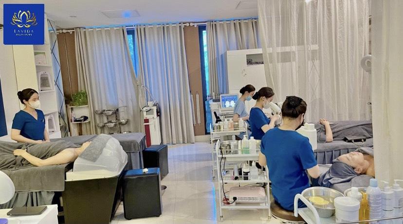 CEO Nguyễn Hoàng Bích Thảo và hành trình nâng tầm sức khỏe và sắc đẹp phụ nữ Việt  - 2