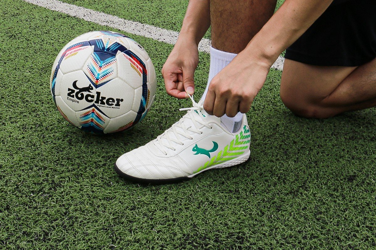 Khám phá đôi giày đá bóng da thật đầu tiên của thương hiệu Việt - Zocker Pioneer - 2