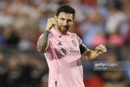 Bóng đá - Messi ghi siêu phẩm đá phạt vào lưới Dallas, bị lật tẩy chiêu trò "gian lận"