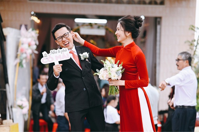 Đức Triều kiên trì chờ đợi và cưới được vợ đẹp