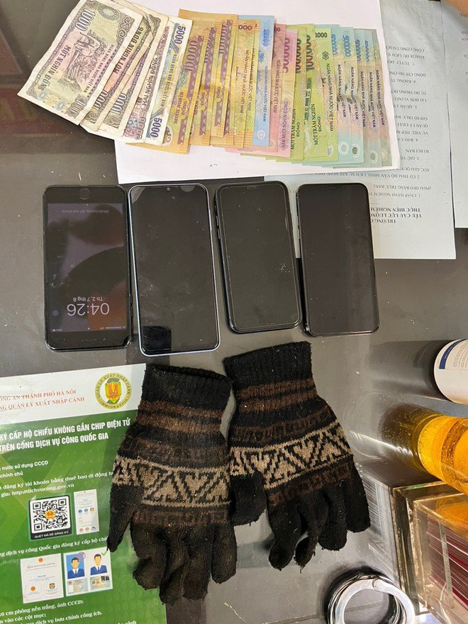 Tang vật vụ án