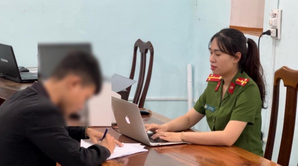 Cơ quan Công an làm việc với N.A.T.