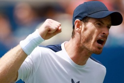 Nóng rực tennis Rogers Cup ngày 3: Murray rượt đuổi kịch tính, Rune thua sốc