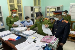 Tin tức trong ngày - Tái bố trí công việc cho nguyên giám đốc và kế toán trưởng CDC Thừa Thiên - Huế có đúng luật?