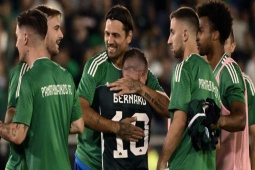 Bóng đá - Tưng bừng vòng loại Cúp C1: 2 cú bước ngoặt thẻ đỏ, chấn động ông lớn Marseille