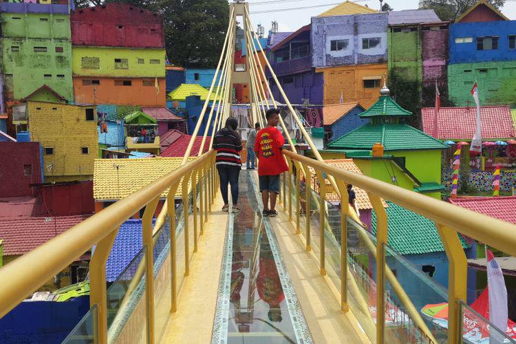 Khu ổ chuột cũ lột xác thành nơi cực thu hút giới trẻ ở Indonesia