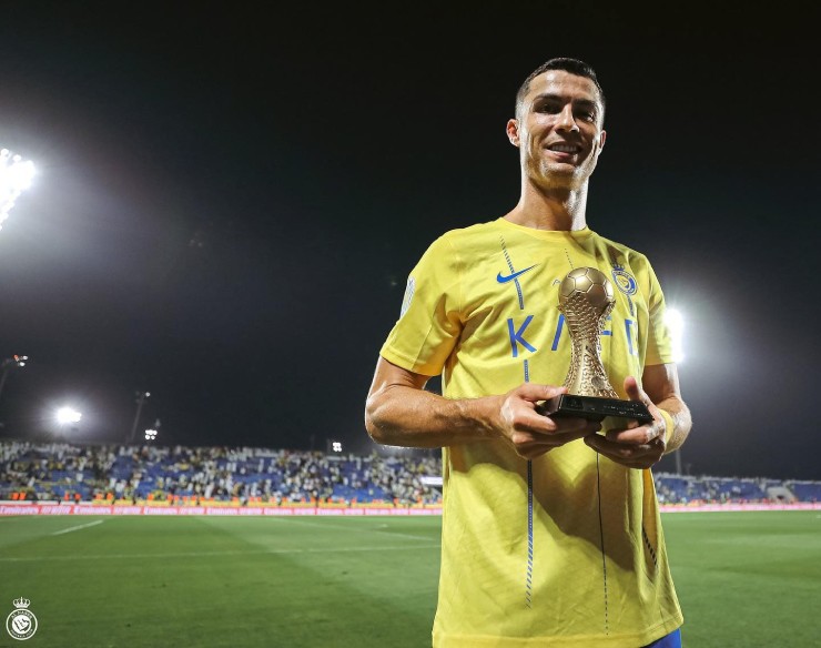 Ronaldo tiến gần tới danh hiệu đầu tiên cùng Al Nassr