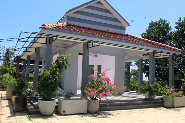 Ngôi nhà trong trang trại của ông Lê Văn Ninh. Ảnh: TN