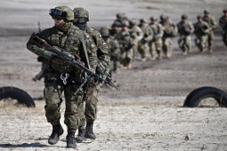 Ba Lan thông báo kế hoạch điều 10.000 quân tới biên giới với Belarus