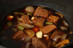 Ẩm thực - Cách làm bò kho xì dầu tuy đơn giản nhưng cực đưa cơm, ăn hoài không ngán