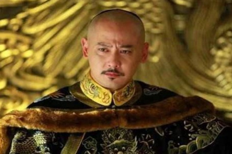[Podcast] Dắt con trai vào Tử Cấm Thành, rồi cầm dao xông tới đâm hoàng đế Trung Hoa