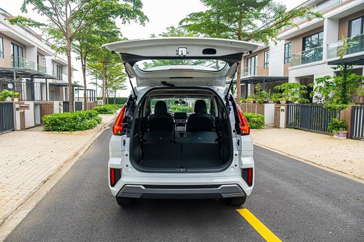 Giá xe Mitsubishi Xpander tháng 8/2023, hỗ trợ 100% LPTB và quà tặng - 7