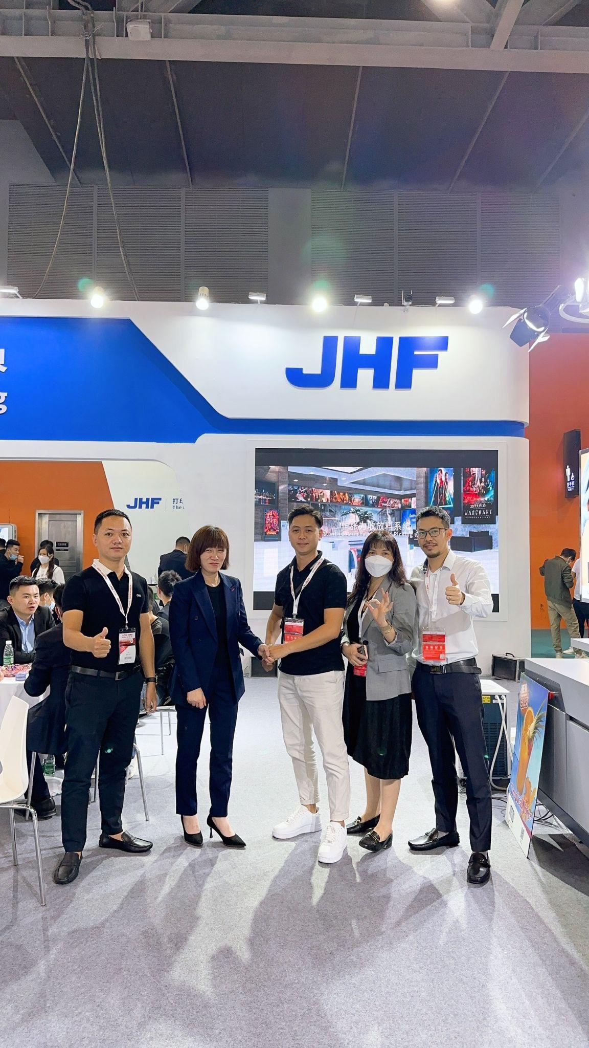 Công ty TNHH UV247 SOLUTIONS - Giải pháp in ấn uy tín dành cho thương hiệu Việt - 2