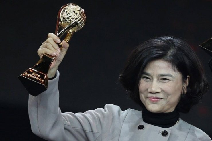 Đổng Minh Châu khiến nhiều người ngưỡng mộ vì vừa giỏi kinh doanh, vừa giỏi làm mẹ.