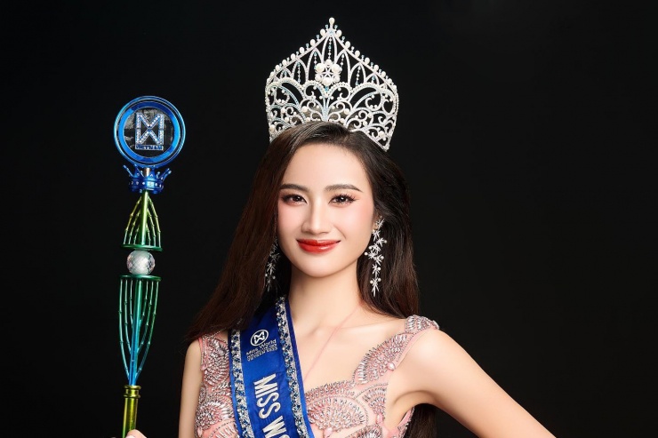 BTC Miss World Vietnam lên tiếng về thông tin Hoa hậu Ý Nhi và gia đình muốn trả lại vương miện - 1