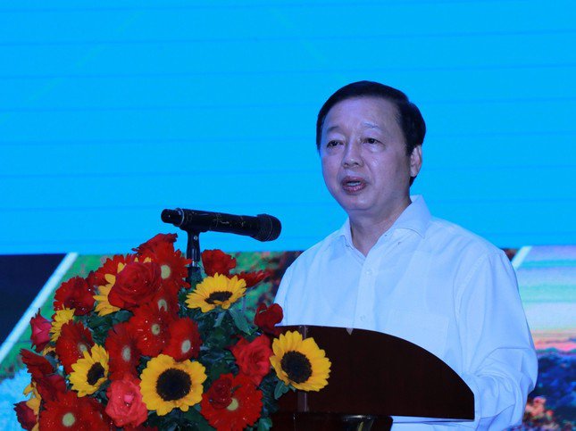Phó Thủ tướng Trần Hồng Hà phát biểu chỉ đạo hội nghị. Ảnh: L.H.