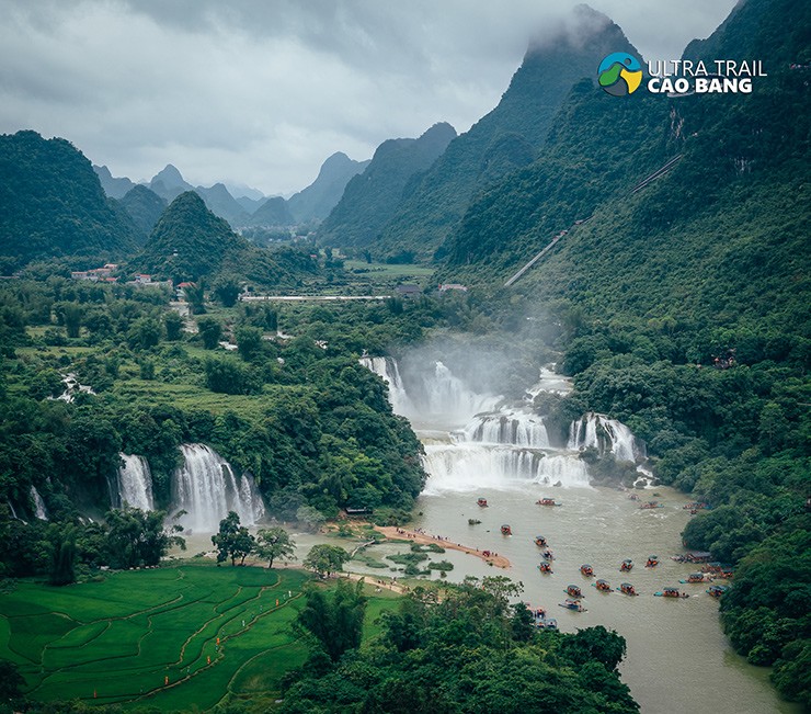 “Người sắt” Lê Phương Vy vô địch chạy 320km ở giải Ultra Trail đẹp nhất Việt Nam - 3