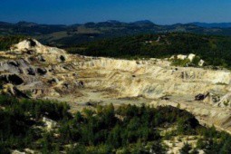 Công bố mỏ vàng ”khủng” ở vùng quê, khai thác ròng rã 40 năm mới có thể cạn